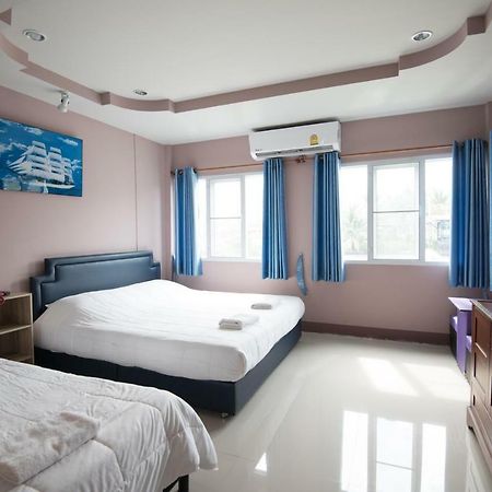 Baan Tor Mai Resort Suphan Buri Exterior foto