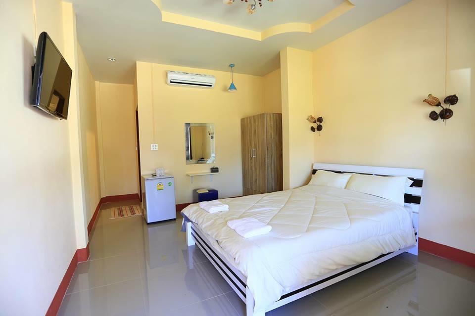 Baan Tor Mai Resort Suphan Buri Exterior foto