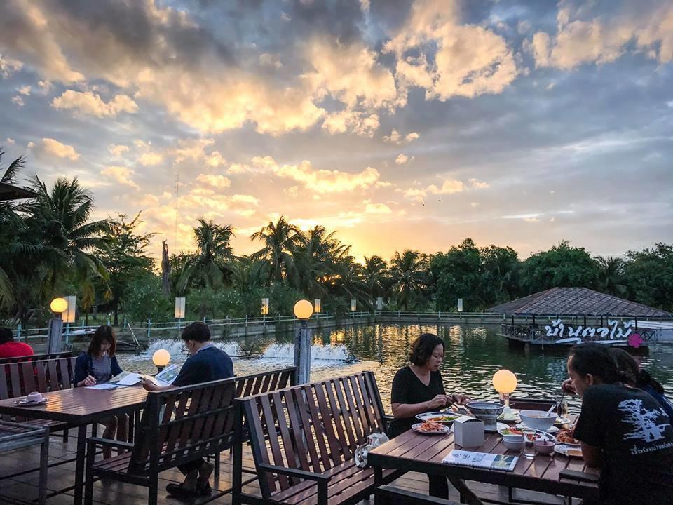 Baan Tor Mai Resort Suphan Buri Exterior foto